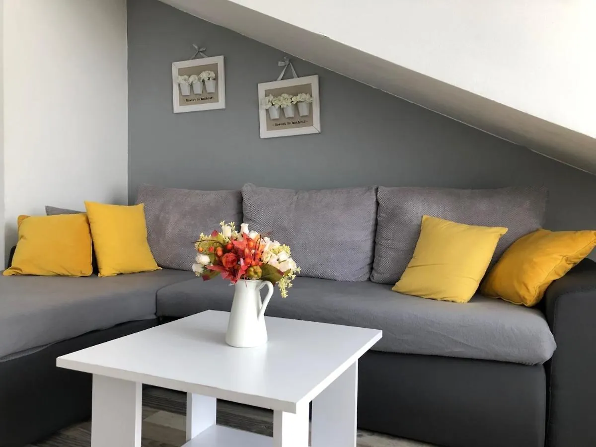 Charming Rijeka City Center Apartment Renee