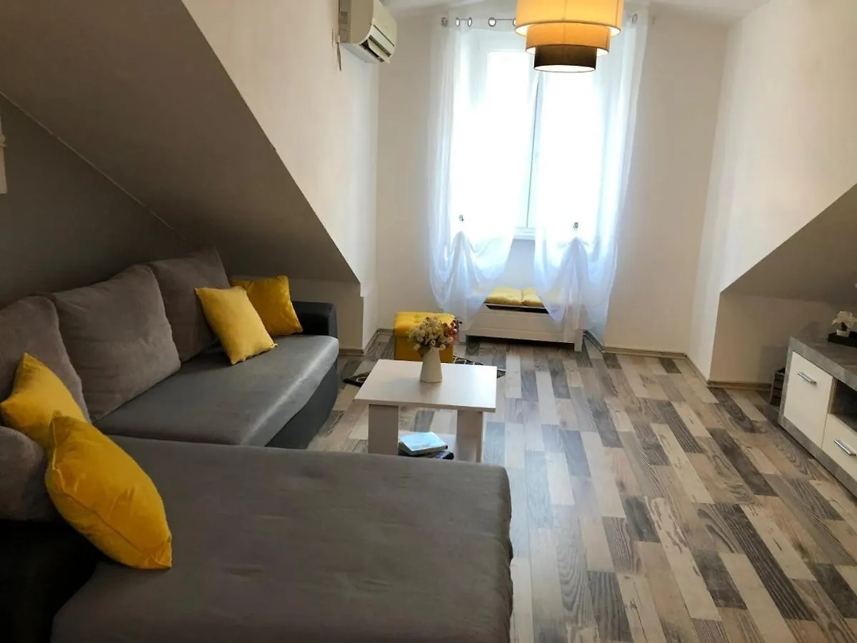 Charming Rijeka City Center Apartment Renee
